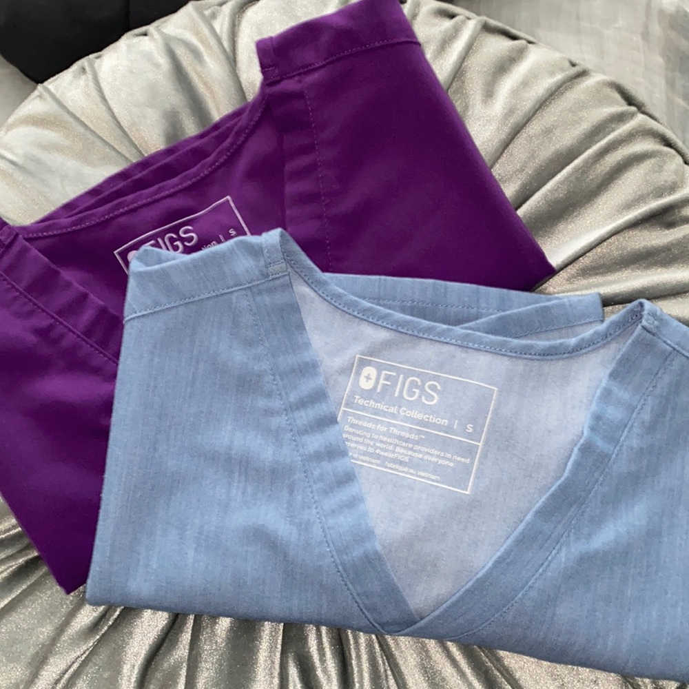 FIGS Scrub Top